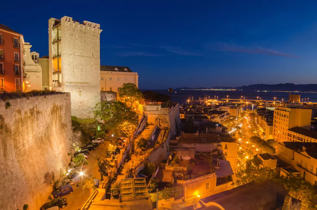 Cagliari: alla scoperta delle bellezze di Castello su consiglio dei locali