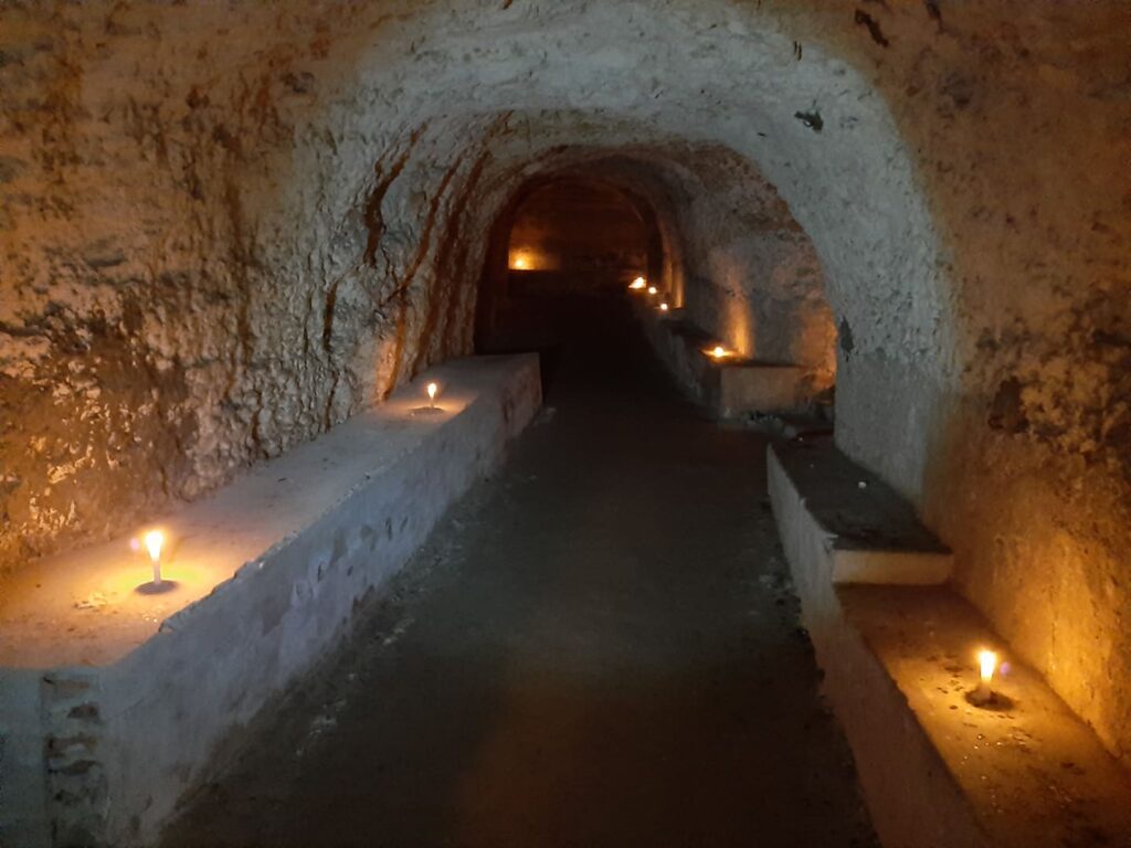 Visita guidata ai sotterranei di Cagliari: ipogei, rifugi e storia nascosta - Sabato 9 Maggio
