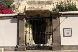 Grotta della Vipera Cagliari